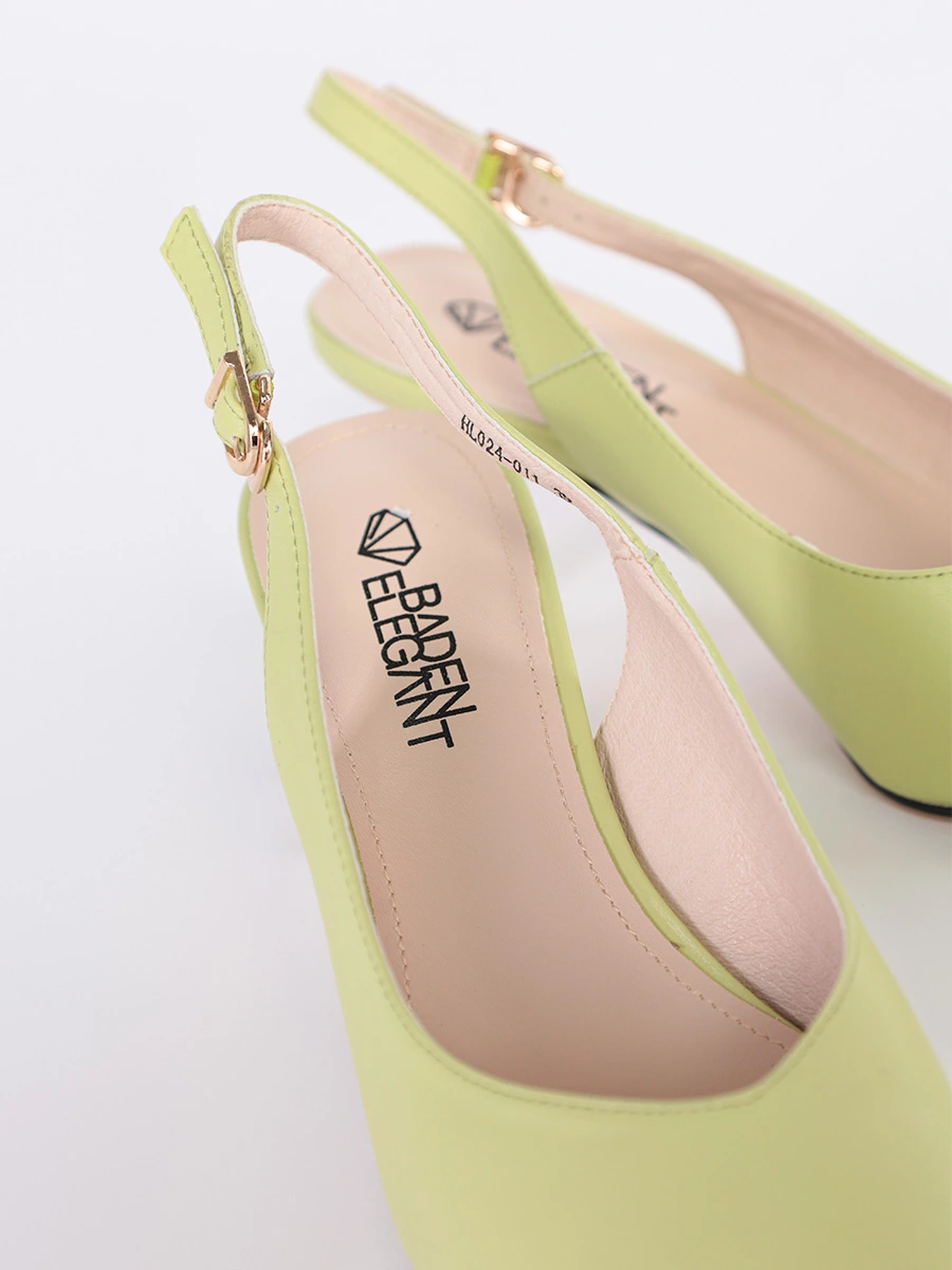 Туфли-слингбэки зеленого цвета на высоком каблуке